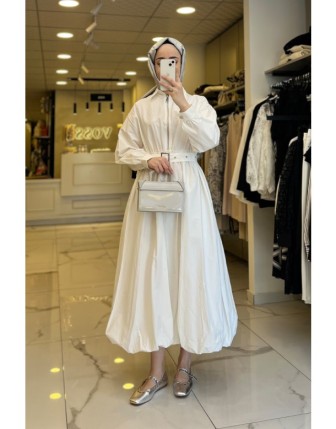 Vosse Beyaz Beli Büzgülü Fermuar Detaylı Balon Elbise