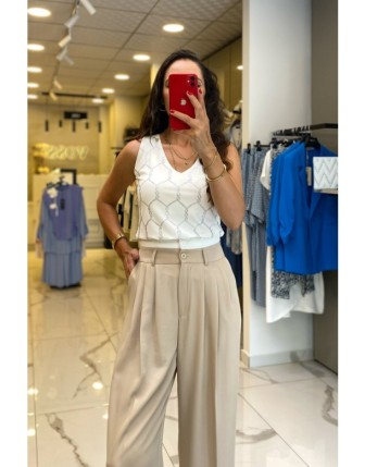 On Fashıon Ekru Taş İşlemeli V Yaka Bluz