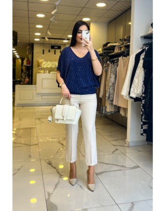On Fashıon Lacivert V Yaka Simli Bluz