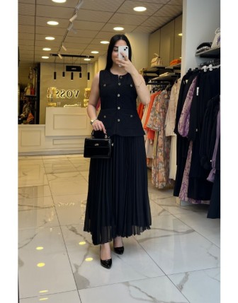 Ekol Siyah Sıfır Kollu Pile Detaylı Elbise