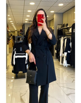 Ekol Siyah Düğmeli Kuşaklı Trençkot