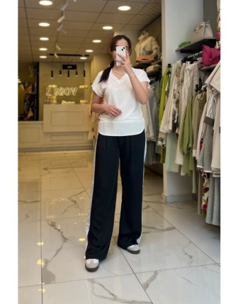 On Fashıon Ekru V Yaka Tişört