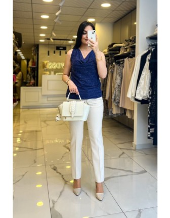 On Fashıon Lacivert  Degaje Yaka Sıfır Kollu Bluz