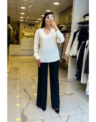 Ekol Ekru Aksesuar Detaylı Bluz