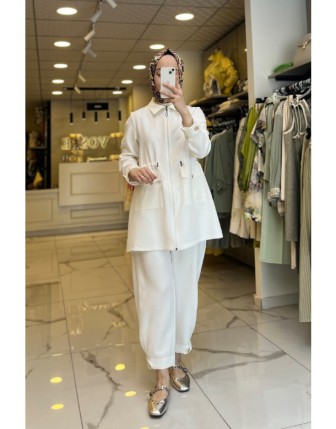 Vosse Beyaz Gold Düğmeli,Büzgülü Takım 