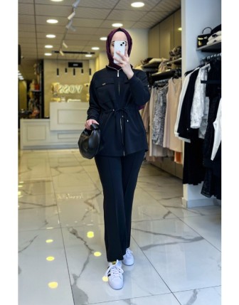 Tığ Triko Siyah Büzgülü Cep detaylı Takım