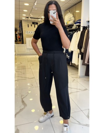 Yusuf Özdemir Siyah Paça Detaylı Pantolon