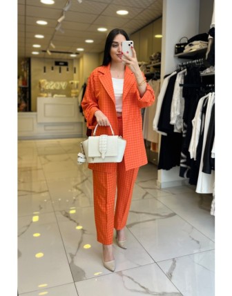 Tığ Triko Mercan Ekose Desenli Ceketli Takım