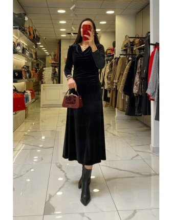 Ekol Siyah Kadife Elbise