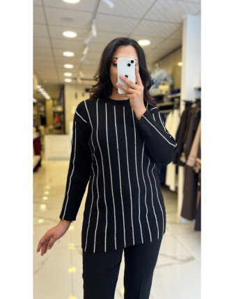 Tığ Triko Siyah Taş İşlemeli Fitillli Tunik