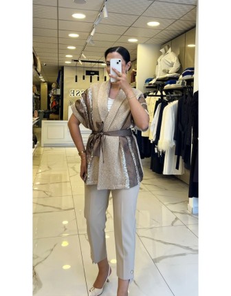 Miarte Bej  Payet Detaylı Triko Kuşaklı Yelek 