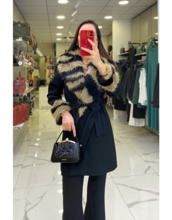 Miaruj Siyah Yakası Ve Kolları Kürklü Kuşaklı Kaban