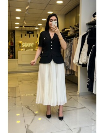 Ekol Siyah Pileli Ceket Elbise