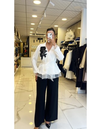 Moda İlgi Beyaz Çiçek Desen İşlemeli Organize Tüllü Gömlek