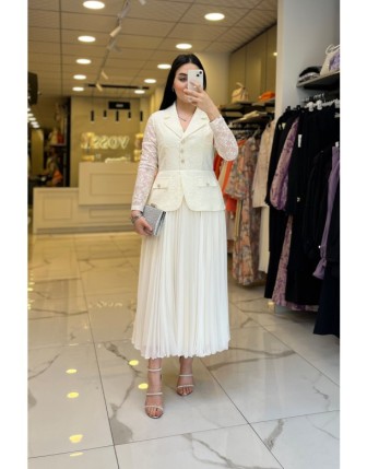 Ekol Ekru Küpürlü Düğmeli Elbise