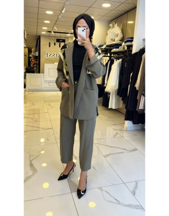 Tığ Triko Yeşil  Düğme Detaylı Cupra Takım 