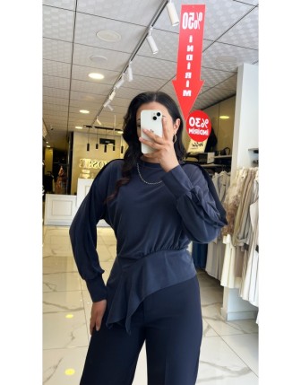 On Fashıon Lacivert Zincir Detaylı Asimetrik Kesim Sweat