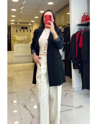 Ekol Siyah Gold Düğme Detaylı Cepli Blazer Ceket