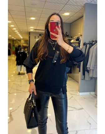 Miarte Siyah Kolları Ve Cep Kısmı Deri Detaylı Bluz