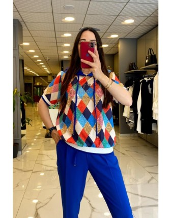 On Fashıon Kum Taş İşlemeli Kapüşonlu Kısa Kollu Ribanalı Bluz