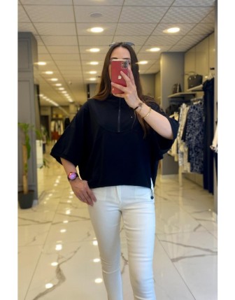 On Fashion Siyah Yakası Fermuarlı Yarasa Yarım Kollu Bluz