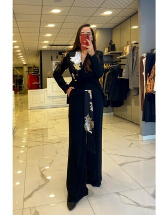 Miarte Siyah Kuşağı Gold Püskül Detaylı Bol Paça Pantolon