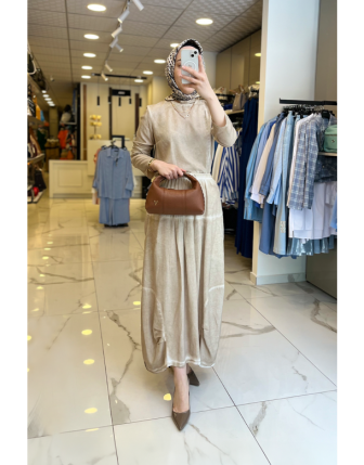 Mascara Bej Yıkama Efektli Eteği Ve Kolları Taş Detalı Etekli Takım