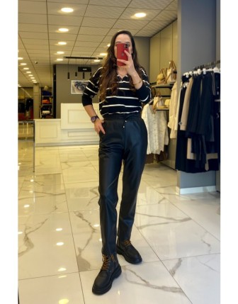 On Fashion Siyah Beli Lastikli Cep Detaylı Deri Pantolon