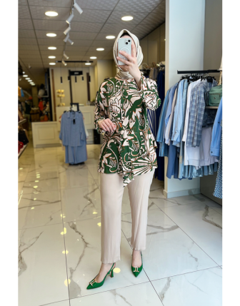 Hukka Yeşil Desenli Kuşak Ve Fırfır Detaylı Gömlek