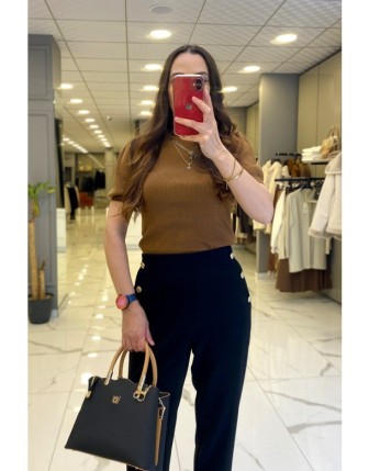 On Fashion Kahvrengi Dik Yaka Yarım Kollu Triko Kazak