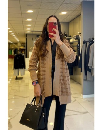 On Fashion Camel Sim Ve Kadife Detaylı Kolları Lastikli Ribanalı Hırka