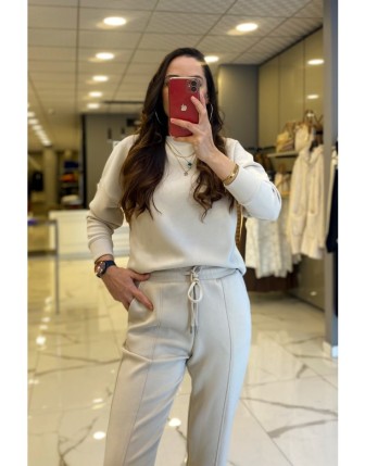 On Fashion Ekru Sıfır Yaka Eşofman Üstü