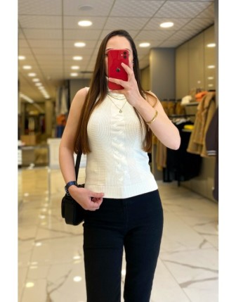 On Fashıon Ekru Balıkçı Yaka Triko Kazak