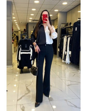 Ekol Siyah Düğme Ve Cep Detaylı İspanyol Paça Pantolon