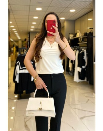 On Fashıon Ekru Dilim Yaka Bluz