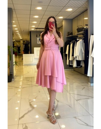 Ekol Pembe Kemerli Sıfır Kollu Verev Kesim Elbise