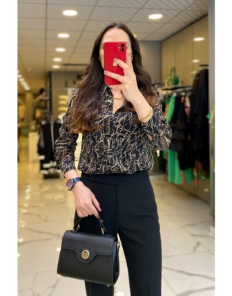 On Fashıon Siyah Düğmeli Şifon Gömlek