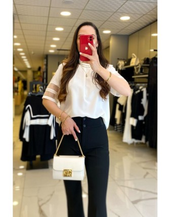 On Fashıon Ekru Krep Kumaş Kol Detaylı Bluz