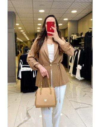 On Fashıon Kum Gold Düğme Detaylı Beli Büzgülü Kolu Katlamalı Ceket