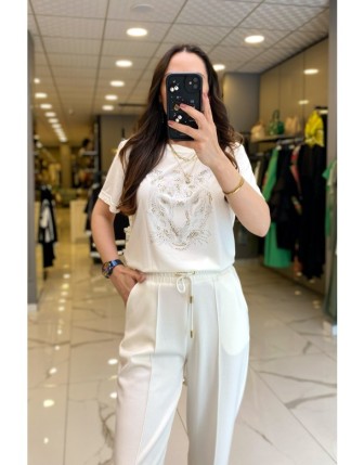 On Fashıon Ekru Figür Desenli Kısa Kollu tişört