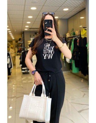 On Fashıon Sİiyah Harf Detaylı Kısa Kollu Tişört