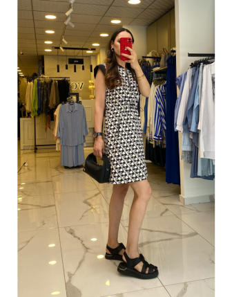 On Fashıon Siyah Desenli Beli Lastikli Cep Detaylı Elbise