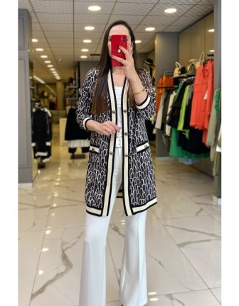 On Fashıon Siyah Düğme Detaylı Ribanalı Hırka