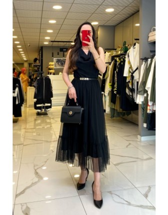 Ekol Siyah Degaje Yaka Kemerli Tül Detaylı Elbise