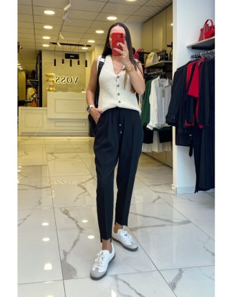 On Fashıon Siyah Beli Lastikli Pile Detaylı Dar Paça Pantolon