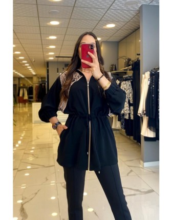 Miaruj Siyah Kapşonlu Zebra Desenli Beli Büzgülü Ceket