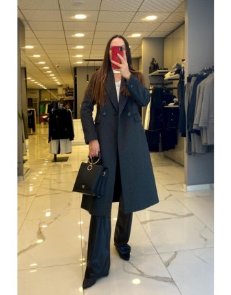 Ekol Siyah Düğmeli Cep Detaylı Kaşe Manto