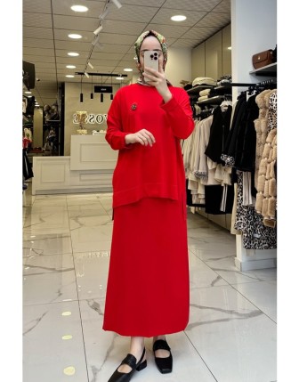 Tığ Triko Kırmızı Etekli Rayon Takım