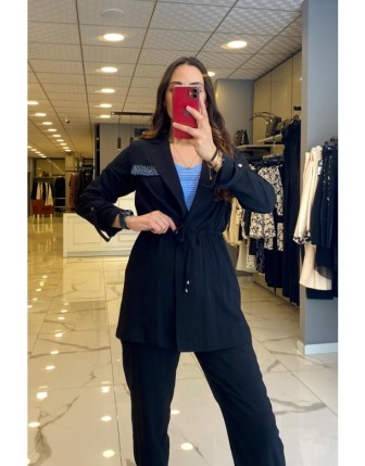 Miaruj Siyah Cepleri Taş İşlemeli Beli Büzgülü Ceket 