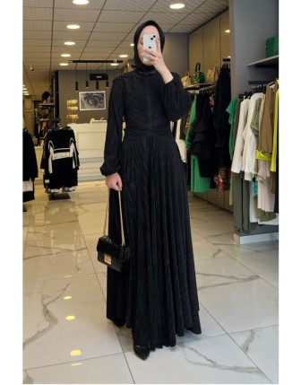 Miaruj Siyah Omuzları Taş İşlemeli Astarlı Asitetrik Kesim Elbise